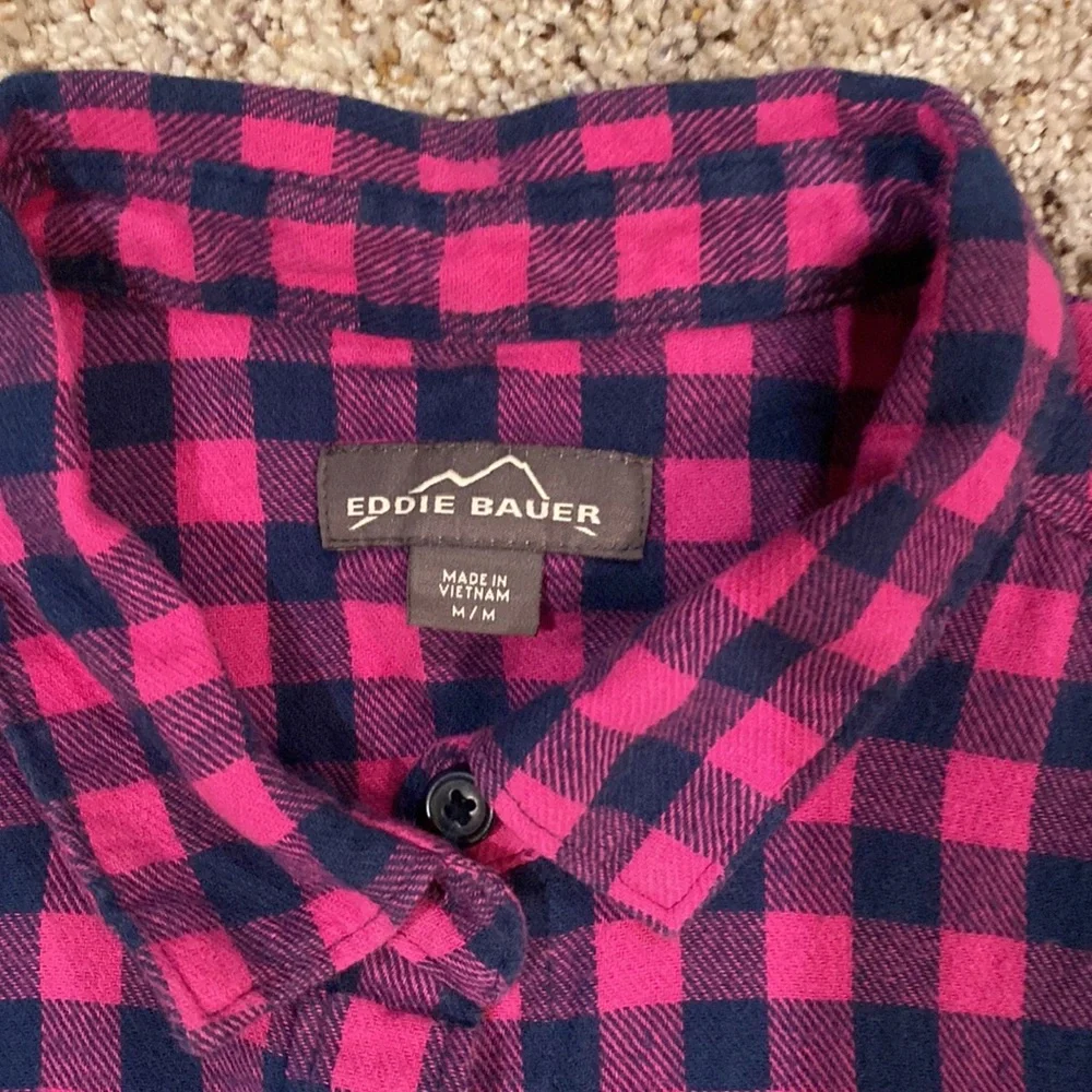 Eddie Bauer Flannel size Medium - Picture 3 of 4